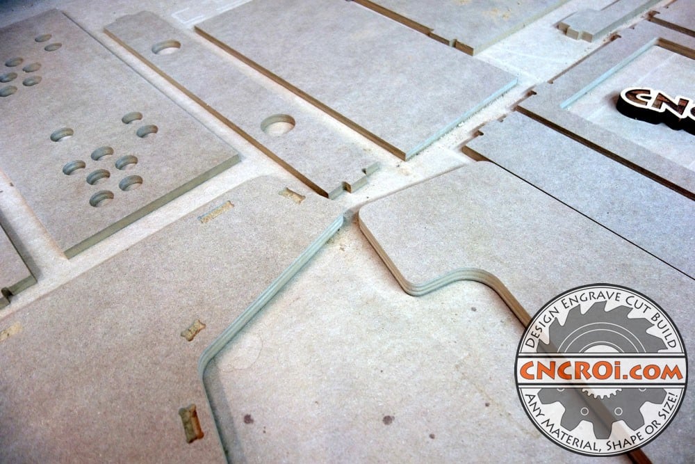Arcade Bartop Cabinet: Routering MDF